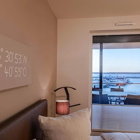 Quartier Lounge - Mit Wasserblick & Wellness In Der Hafenresidenz * فارين